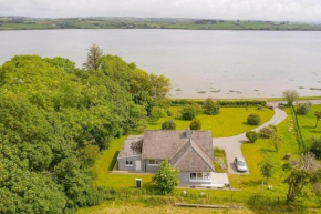 2 BED WATERFRONT PROPERTY - CLOSE TO COURTMACSHERRY